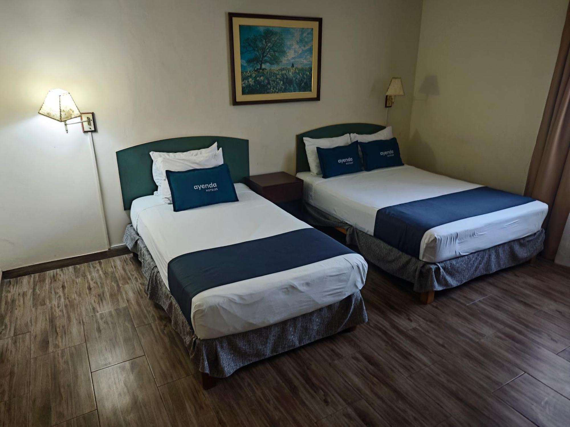 Hotel San Isidro Inn Lima Room photo